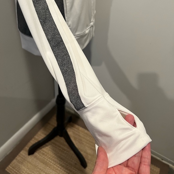 Victoria’s Secret PINK ULTIMATE full zip athletic hoodie - Picture 7 of 7